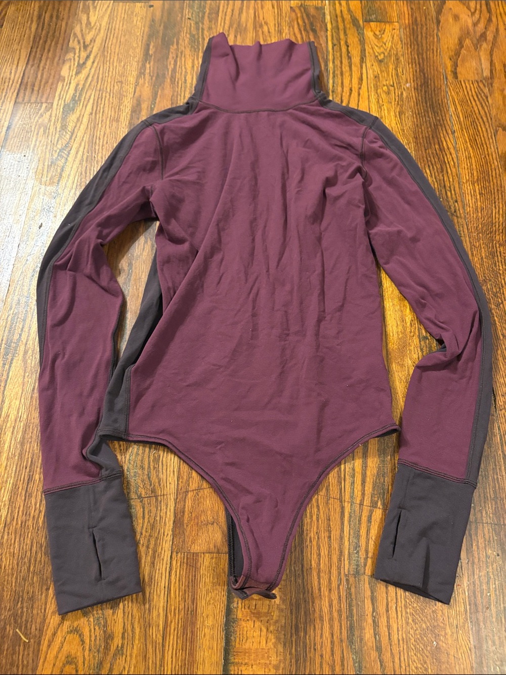 🎉Lululemon athletica Long-Sleeve Bodysuit in Wine with Dark Purple Panels!